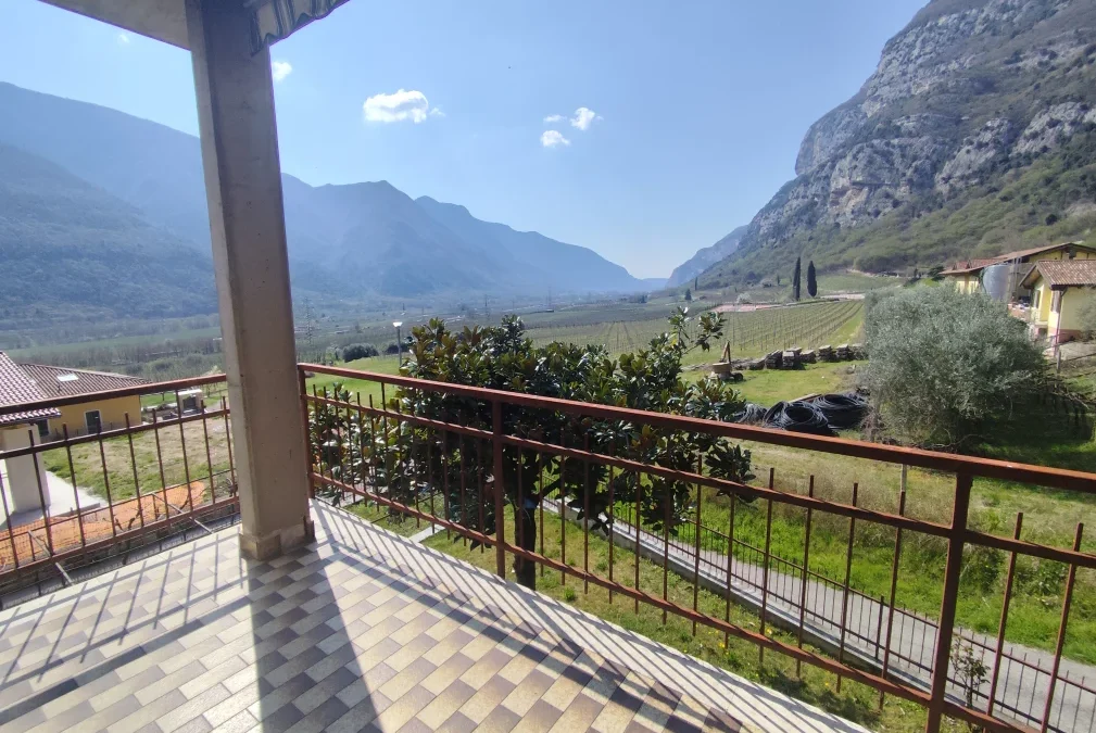 Appartamento in vendita in Via Berto Barbarani 6a, Brentino Belluno
